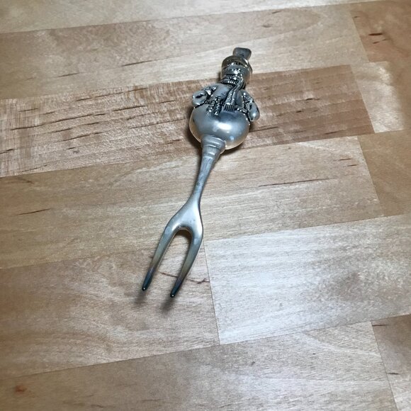 Vintage Wallace Silversmiths Silver Plated Holiday Christmas Snow Man Fork - Picture 2 of 6